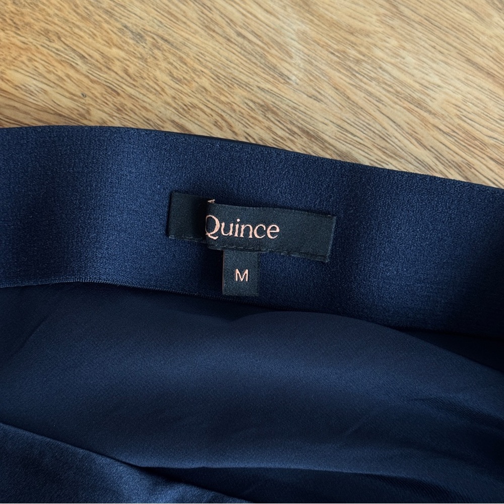 100% Washable Silk Mini Skirt - Picture 3 of 3